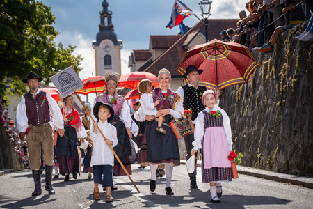 52. Dnevi narodnih noš_povorka (48)